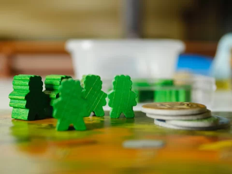 If you’re struggling to set a realistic Kickstarter budget, you’re not alone — it’s one of the most important (and most stressful) parts of crowdfunding. The majority of Kickstarter projects deliver later than expected, and a major reason is underestimating...